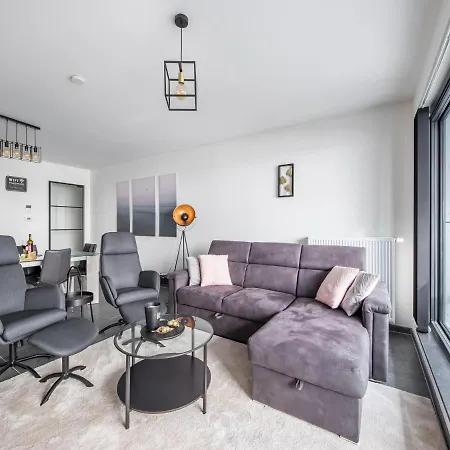 Cosy In With Private Terrace *