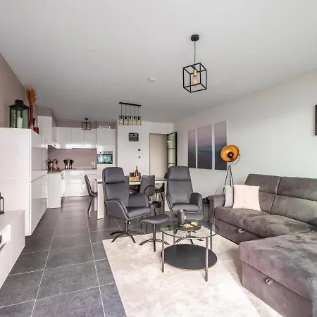 Cosy In With Private Terrace