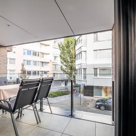Cosy In With Private Terrace Apartment *